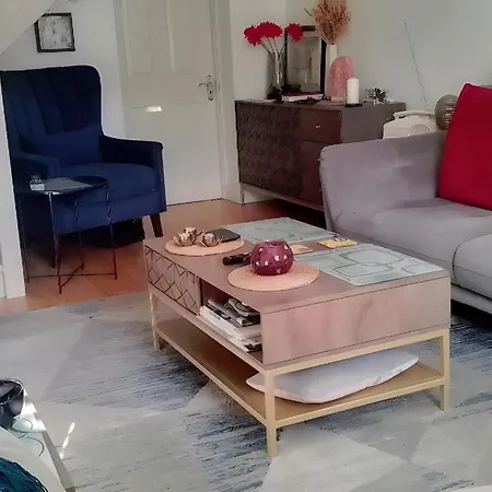 D4cosycottage - Quiet & Charming 2br Cottage, With Kingsize Bed, Free Parking And Private Garden, Within Walking Distance Of City, & Major Venues דבלין